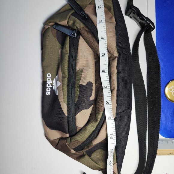 Adidas Originals Unisex Camo Green Brown Adjustable Fanny Pack Waist Travel Bag - Picture 7 of 8